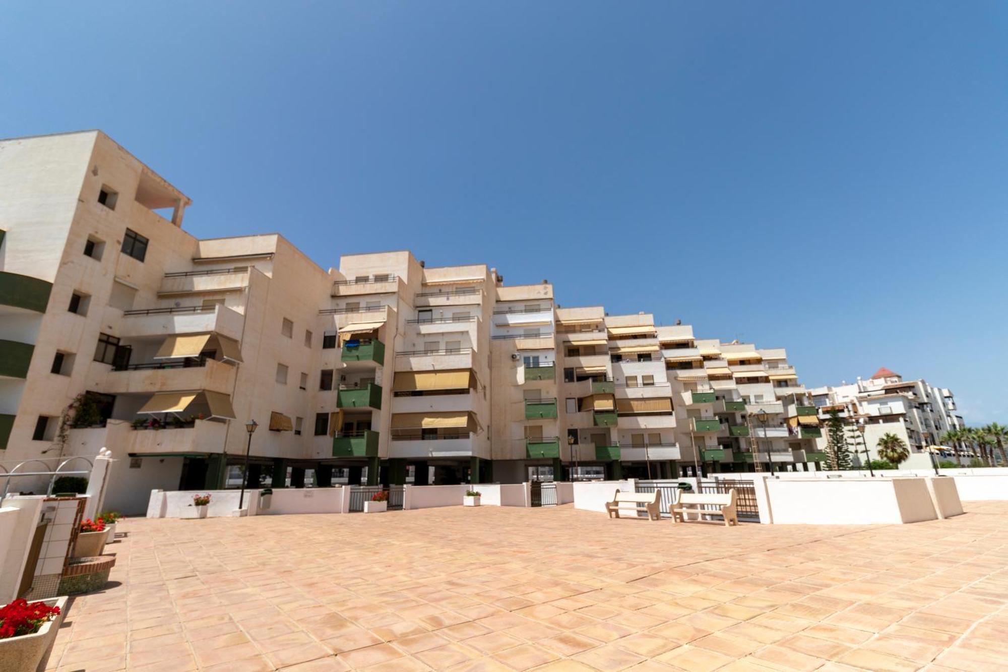 Rentitspain Moderno Apartamento Calaverde Frente Al Mar سالوبرينيا المظهر الخارجي الصورة